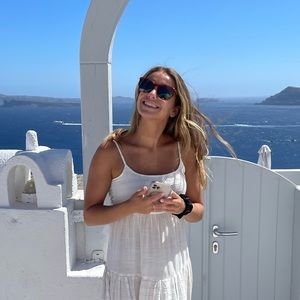 Meet your Posher, Ashley